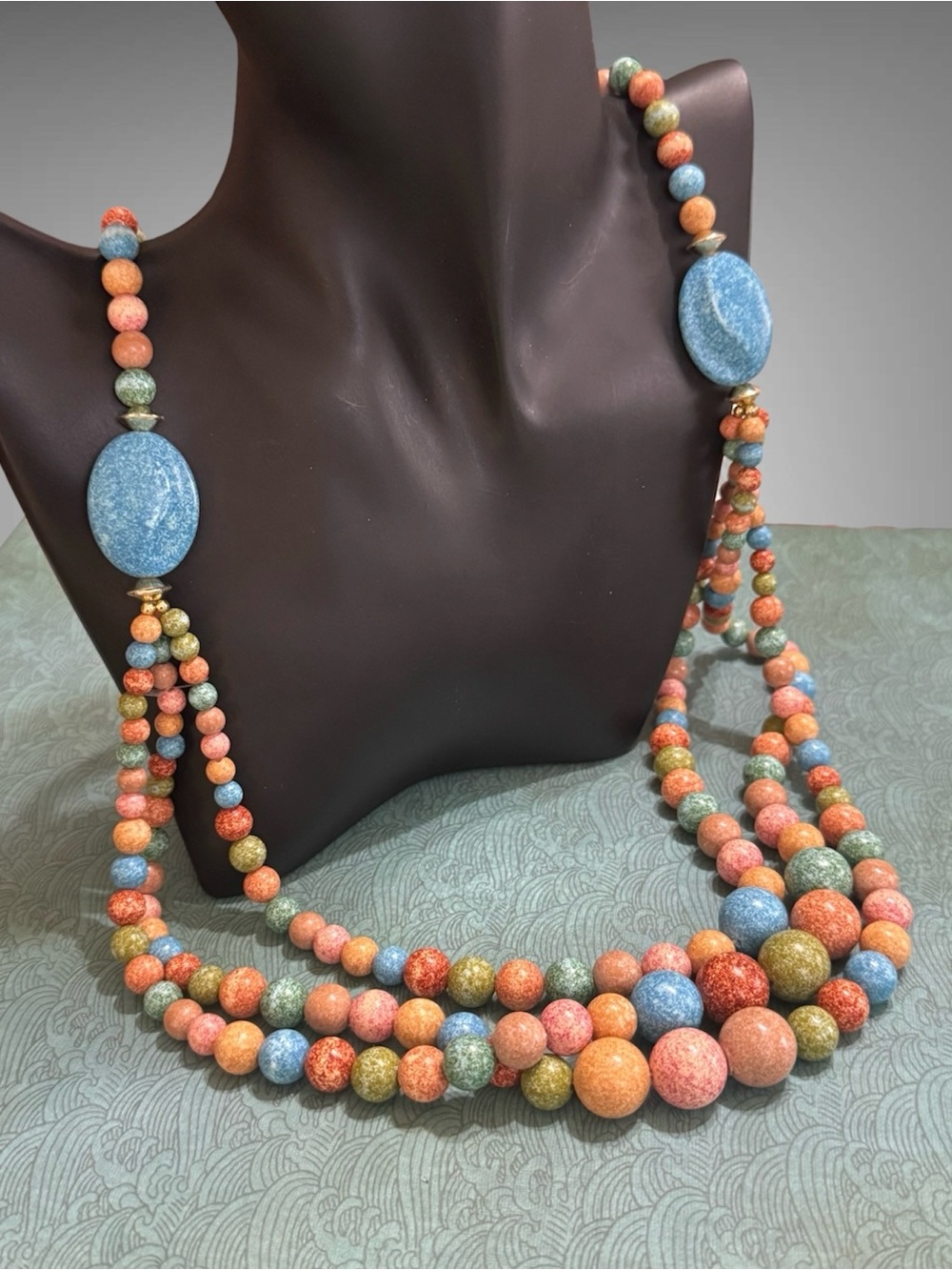 BEADED LAYERED NECKLACE